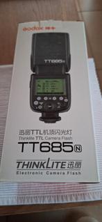 Godox tt685 Nikon, Enlèvement, Comme neuf, Nikon, Inclinable