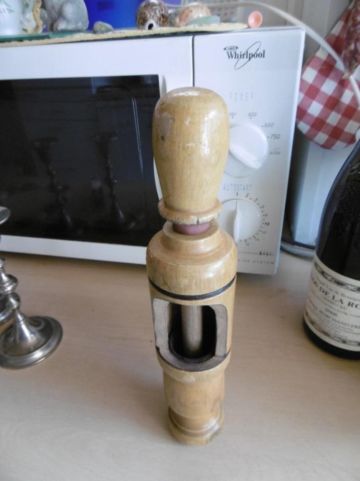 antiek, kurkenstopper, om wijnfles van kurk te voorzien, Antiek en Kunst, Antiek | Gereedschap en Instrumenten, Ophalen of Verzenden