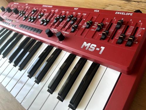Behringer MS-1 (Roland SH-101) analoge synthesizer, Muziek en Instrumenten, Synthesizers, Roland, Ophalen