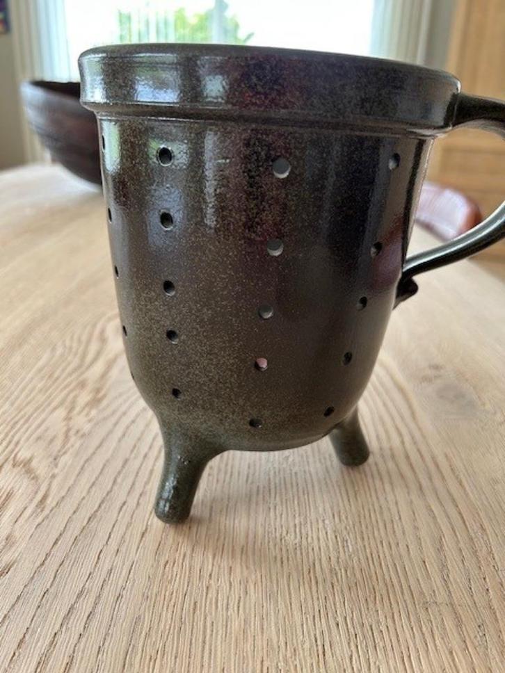 Keramisch vergiet 19 cm hoog, diameter 14 cm, Huis en Inrichting, Keuken | Keukenbenodigdheden, Nieuw, Ophalen