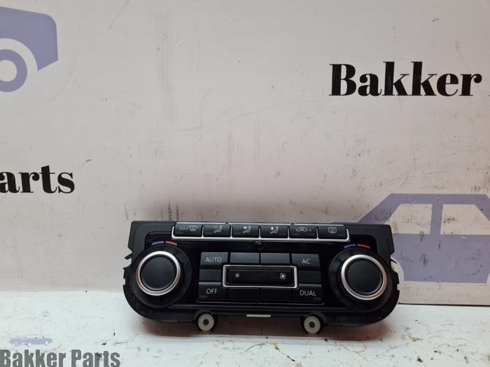 Kachel Bedieningspaneel van een Volkswagen Golf, Gebruikt, -, Volkswagen, -