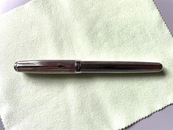 Parker Sonnet 18k zilver vulpen, Verzamelen, Pennenverzamelingen, Zo goed als nieuw, Vulpen, Parker, Ophalen of Verzenden