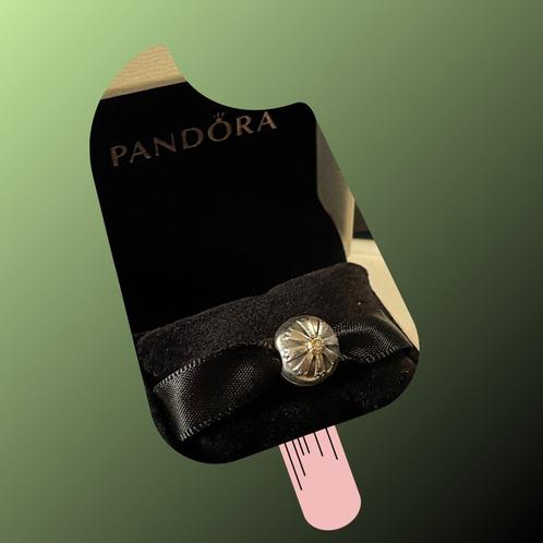 Authentique et magnifique clip de Pandora "Solaris", Handtassen en Accessoires, Bedels, Zo goed als nieuw, Pandora, Zilver