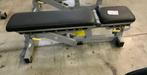 Technogym Adjustable Bench, Sport en Fitness, Fitnessmaterialen, Ophalen, Zo goed als nieuw