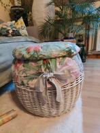 Pouf de rangement vintage de style cottage et de style shabb, Enlèvement ou Envoi, Comme neuf, Panier