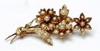 Broche antique en perles de rocaille en or 18 carats., Bijoux, Sacs & Beauté, Or, Broche, Enlèvement ou Envoi