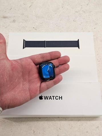 APPLE WATCH SE 2ND GEN 40MM MIDNIGHT GPS  beschikbaar voor biedingen
