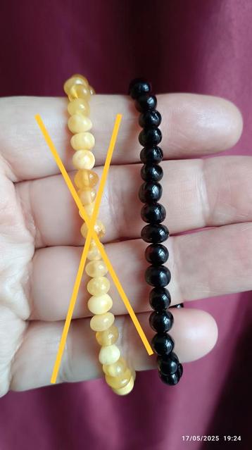 Elastische armband met amber kralen uit Litouwen  beschikbaar voor biedingen
