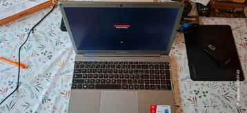 intel i5 Thomson laptop windows 11 beschikbaar voor biedingen