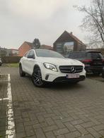 MERCEDES GLA 180 BENZINE X156, Auto's, Voorwielaandrijving, USB, 4 cilinders, Leder en Stof