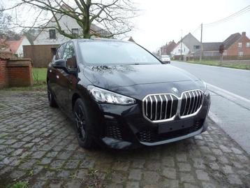 BMW 2 Serie Tourer 218 Active 218iA VERKOCHT // VENDU, Auto's, BMW, Gebruikt, Zwart, 5 zetels, 5 deurs