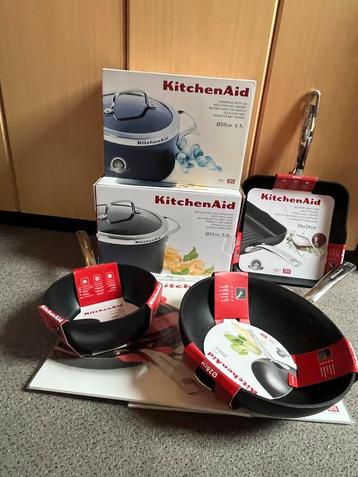 KitchenAid (8stuks)kookpotten, pannen, beschermer NIEUW‼️‼️ beschikbaar voor biedingen
