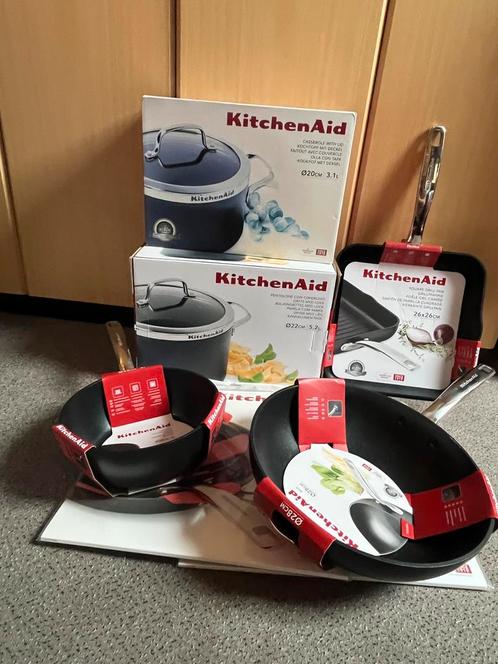 KitchenAid potten, grill- en wokpan beschermers (8x)NIEUW‼️, Huis en Inrichting, Keuken | Potten en Pannen, Nieuw, Pannenset, Aluminium