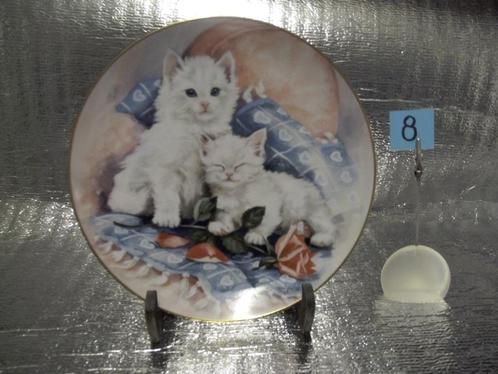 Assiettes en fine porcelaine (chats), Antiquités & Art, Antiquités | Porcelaine, Enlèvement ou Envoi