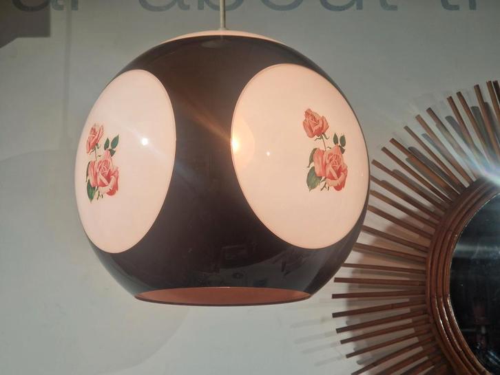 Bug Eye van Massive , ufo hanglamp, Antiquités & Art, Antiquités | Éclairage, Enlèvement ou Envoi