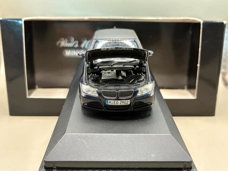 BMW 3-serie 3er Saloon/Sedan  (Type E90) 2006 - MiniChamps, Hobby en Vrije tijd, Modelauto's | 1:43, Zo goed als nieuw, Auto, MiniChamps