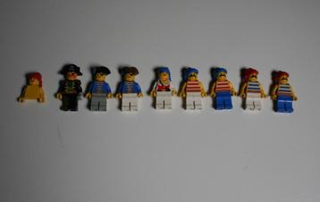 Lego piraten minifiguren set 6285 Black Seas Barracuda beschikbaar voor biedingen