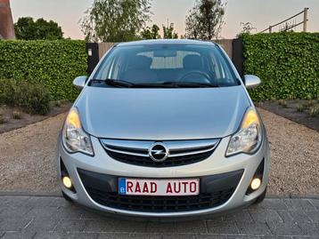 Opel corsa 1.2 essence 63kw _ boîte auto _ GPS _ Airco _ €5! beschikbaar voor biedingen