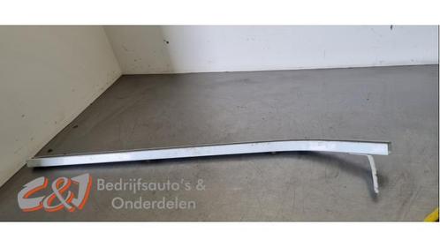 Schuifdeur Rail rechts van een Fiat Talento, Auto-onderdelen, Carrosserie, Fiat, Gebruikt, 3 maanden garantie, Ophalen of Verzenden