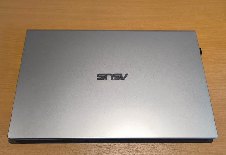 ASUS VivoBook A509JA-EJ077T laptop, Computers en Software, Windows Laptops, Zo goed als nieuw, SSD, 8 GB, Azerty, Ophalen