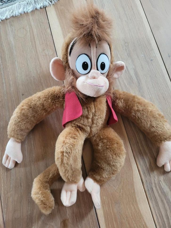 Abu (aapje van Alladin)

40cm groot

In prima staat, Kinderen en Baby's, Speelgoed | Knuffels en Pluche, Zo goed als nieuw, Ophalen of Verzenden