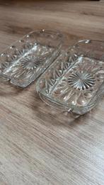 2 glazen schoteltjes in perfecte staat ., Enlèvement, Comme neuf