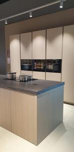 Fineer Miele Dekton toonzaal model, Huis en Inrichting, Ophalen, Zo goed als nieuw