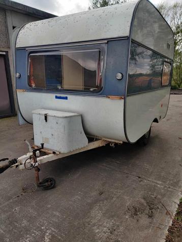 Vintage Caravan -750 KG  Adria