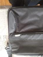 Zwarte laptop 15inch tas te koop zo goed als nieuw, Ophalen, 15 inch, Zo goed als nieuw, Schoudertas