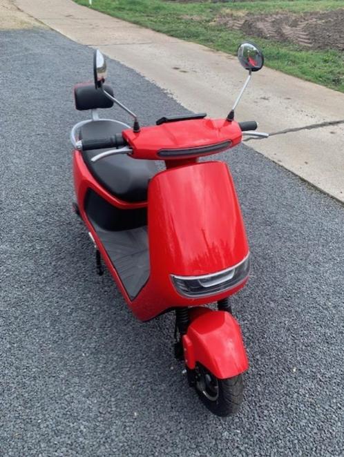 Elektrische scooter (B-klasse) in nieuwstaat – Slechts 50 km, Fietsen en Brommers, Scooters | Overige merken, Nieuw, Klasse B (45 km/u)