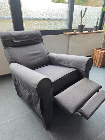 Fauteuil beschikbaar voor biedingen