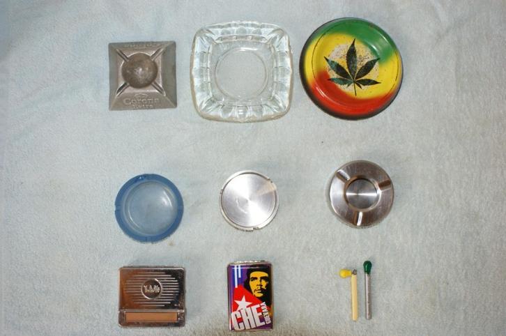 Rookartikelen, Verzamelen, Rookartikelen, Aanstekers en Luciferdoosjes, Gebruikt, Asbak, Ophalen of Verzenden