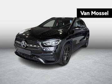 Mercedes-Benz GLA 200 d AMG Line + TREKHAAK + KEY LESS + NIG beschikbaar voor biedingen