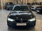 BMW 318i - Cruise/LED/Zetelvw/Trekhaak, Auto's, BMW, 100 kW, Zwart, Bedrijf, Onderhoudsboekje