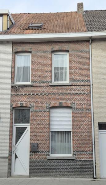 Woning te koop in Sint-Niklaas, Immo, Huizen en Appartementen te koop, Vrijstaande woning, D