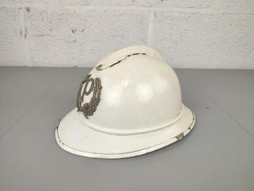 Officieren politiehelm in kurk beschikbaar voor biedingen