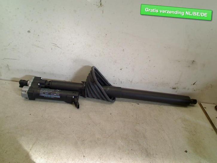 ELEKTRISCHE ACHTERKLEP OPENER LINKS BMW (7330627), Auto-onderdelen, Overige Auto-onderdelen, BMW, Gebruikt