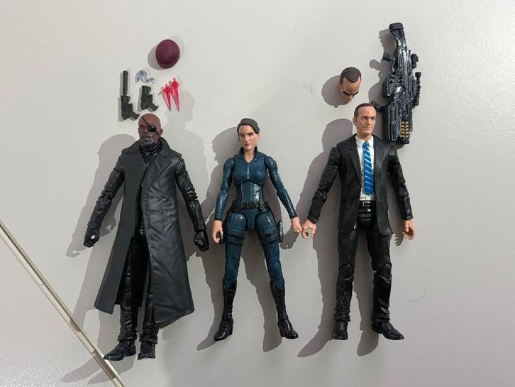 Marvel legends sets, Verzamelen, Poppetjes en Figuurtjes, Zo goed als nieuw, Ophalen
