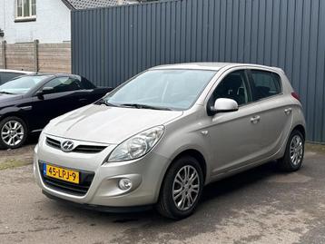 Hyundai I20 1.4i DynamicVersion beschikbaar voor biedingen