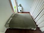 Bedframe VEVELSTAD + matras, Ophalen, Tweepersoons, Zo goed als nieuw, Bedbodem