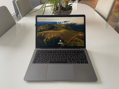 MacBook Air - 13.3 inch - 2019 - 128 GB, Informatique & Logiciels, Apple Macbooks, Utilisé, MacBook, 13 pouces, Azerty, Enlèvement