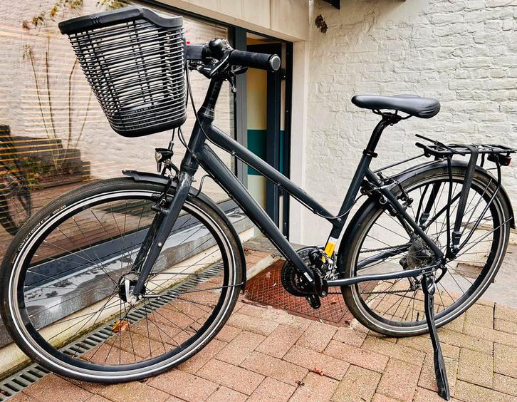 Vélo de ville Contoura Atrato Speed Très bon état – Équipé, Vélos & Vélomoteurs, Vélos | Femmes | Vélos pour femme, Comme neuf