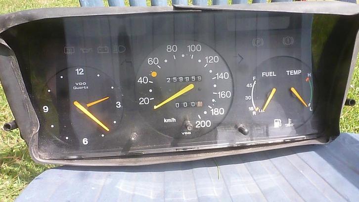 SAAB 900: snelheidsmeter + meters + horloge: VDO, Auto-onderdelen, Dashboard en Schakelaars, Saab, Gebruikt, Ophalen of Verzenden