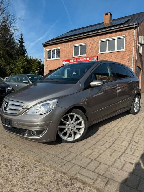Mercedes B200 2.0 benzine automaat, Auto's, Mercedes-Benz, Bedrijf, Te koop, B-Klasse, Benzine, 5 deurs, Automaat, Ophalen