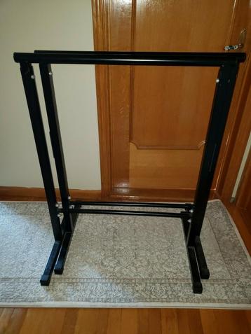 Dip bars (110 cm hoog) beschikbaar voor biedingen