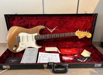 Fender Custom Shop Journeyman 1969 Firemist Gold, Musique & Instruments, Instruments à corde | Guitares | Électriques, Enlèvement