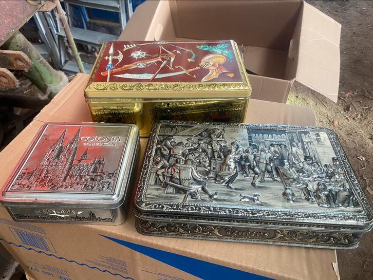 Vintage ( koek) blikken, Verzamelen, Blikken, Zo goed als nieuw, Ophalen of Verzenden