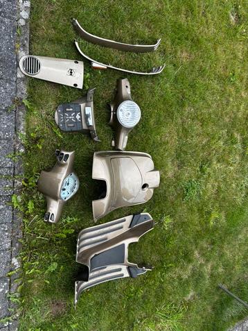 Kappenset vespa LX beschikbaar voor biedingen