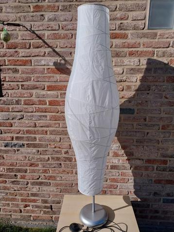 Lampadaire  beschikbaar voor biedingen