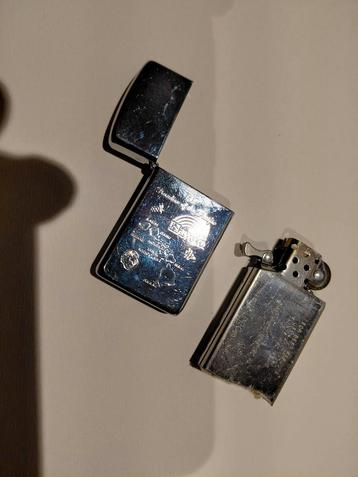Zippo aansteker  beschikbaar voor biedingen